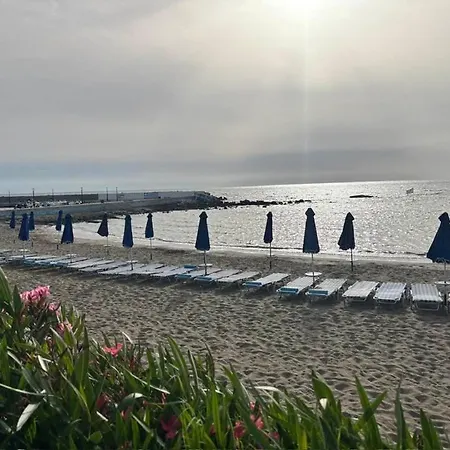 公寓 Olia Olga 法里拉基