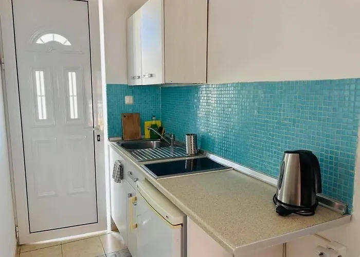 Olia Olga ファリラキ